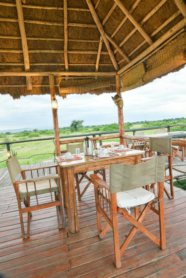 Готель Kazinga Wilderness Safari Camp Касесе Екстер'єр фото
