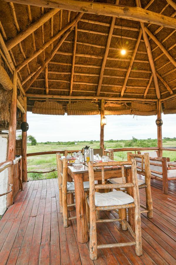 Готель Kazinga Wilderness Safari Camp Касесе Екстер'єр фото