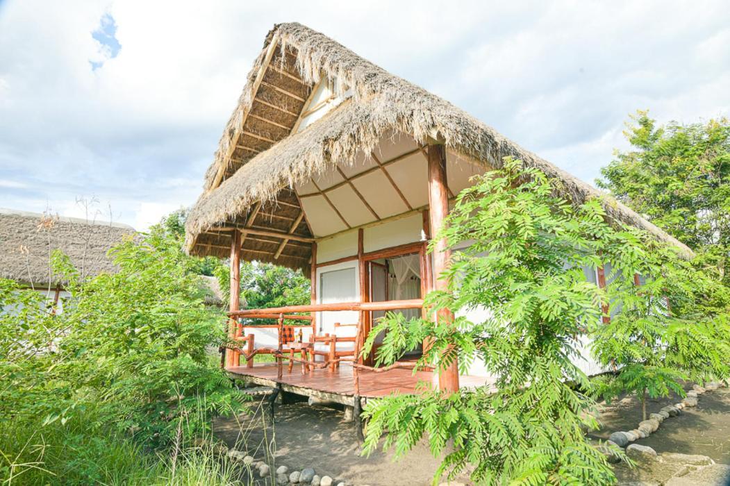 Готель Kazinga Wilderness Safari Camp Касесе Екстер'єр фото